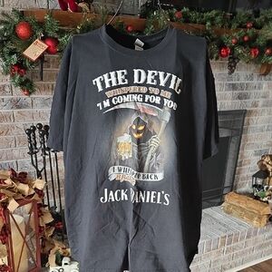 Gildan Heavy Cotton T-Shirt in Black